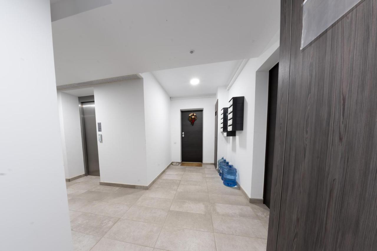 Citadela North 1Br Apartment W Security And Self Check In Boekarest Buitenkant foto