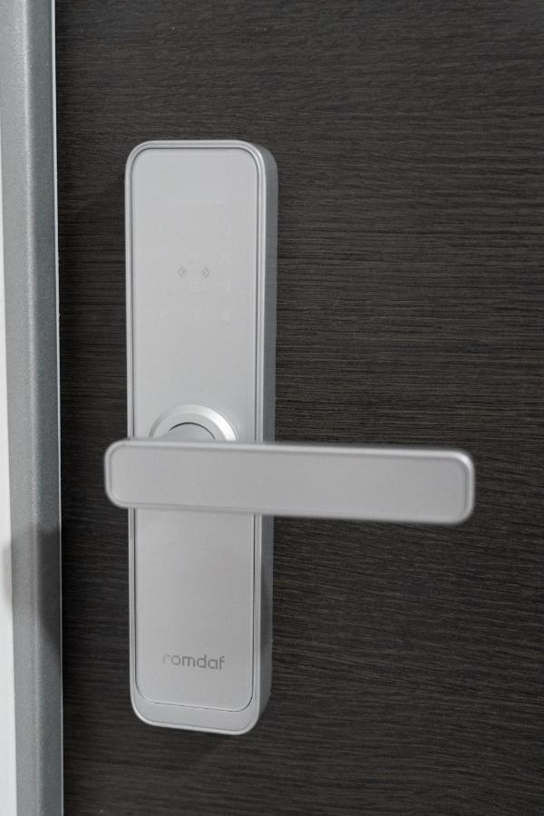 Citadela North 1Br Apartment W Security And Self Check In Boekarest Buitenkant foto